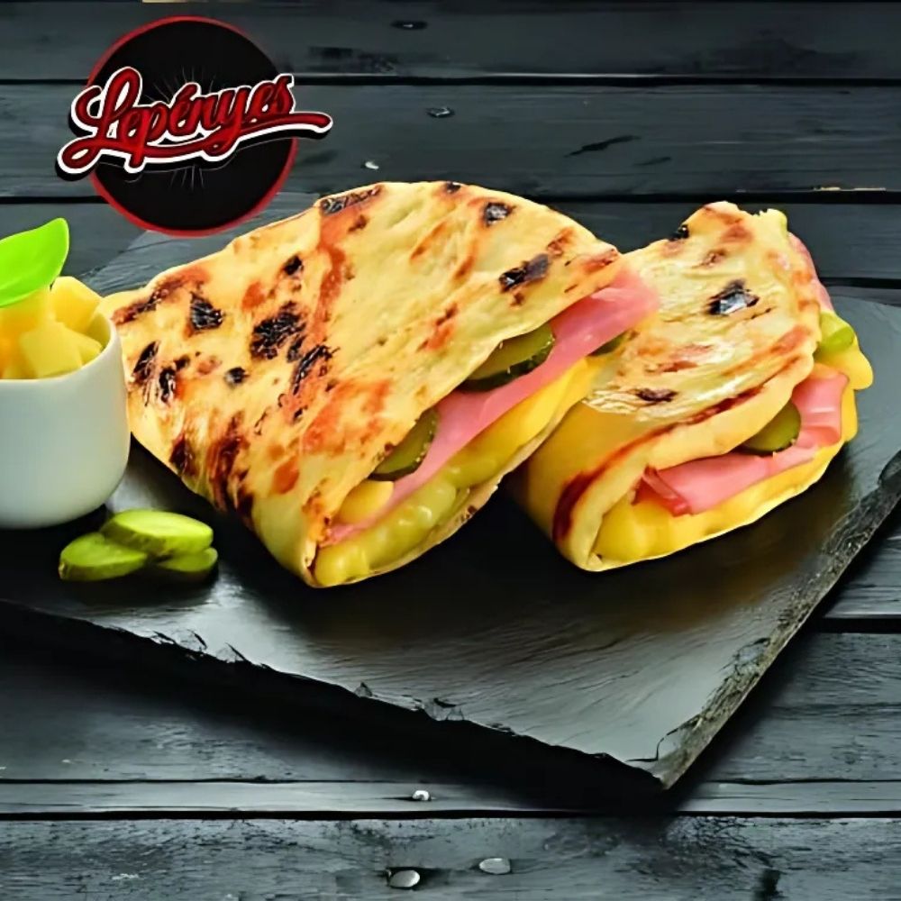 Gluténmentes sonkás lepény