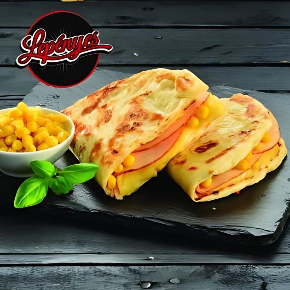 Sült csirkemell sonkás lepény